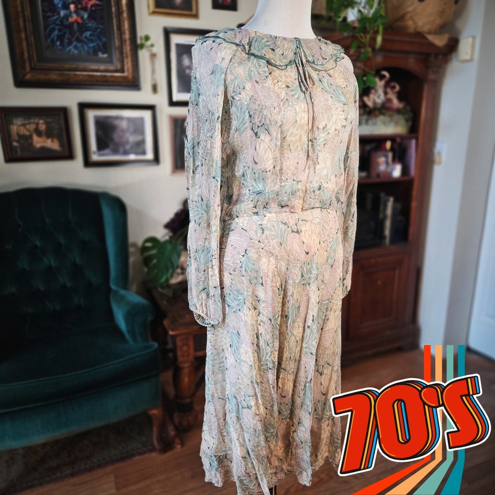 Silk Dress Vintage 70s Style Floral Pastel Paisley Long Sleeve Midi Flowy 5/6
